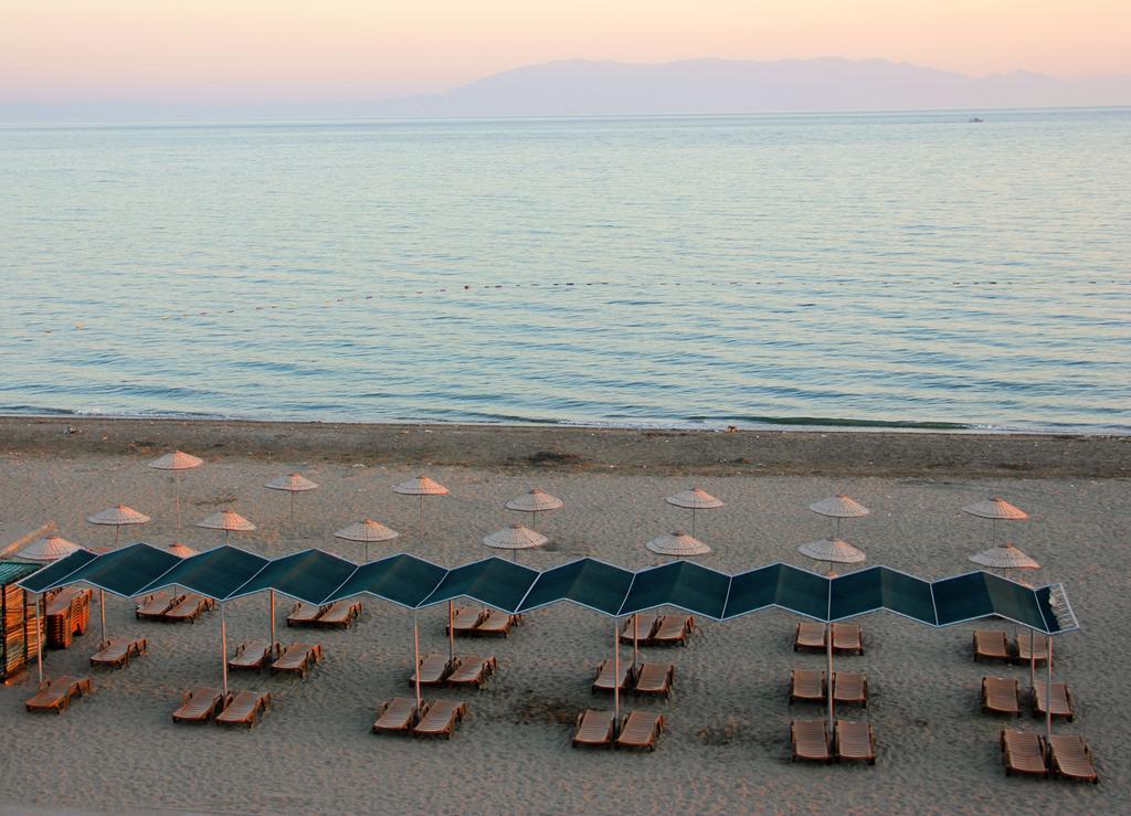 Gumuldur Mavi Deniz Hotel Luaran gambar